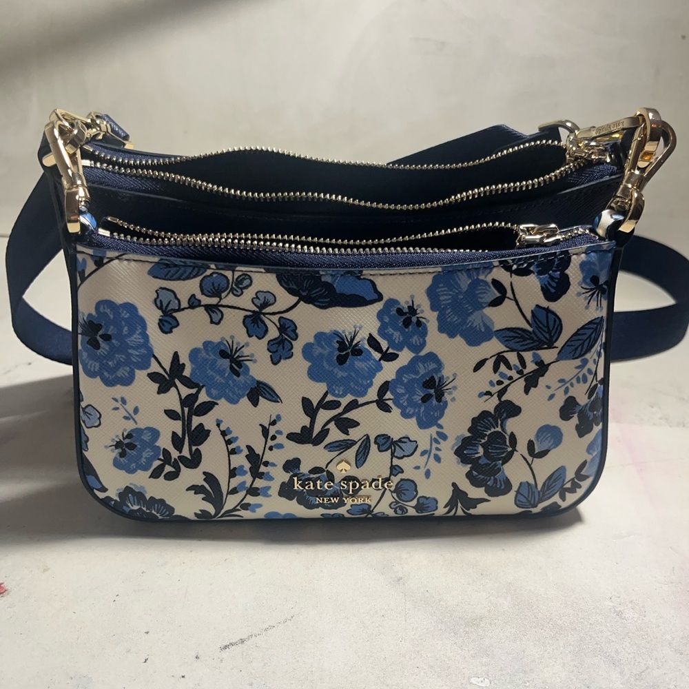 New Kate Spade ♠️ Blue Floral crossbody purse